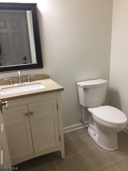 56 Aberdeen Dr - Photo 3 of 9