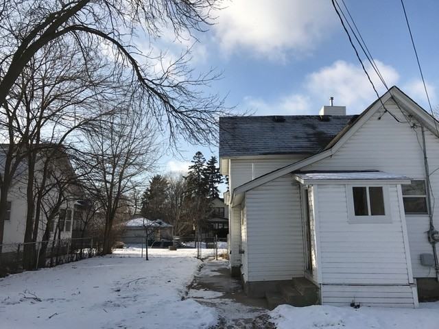 3535 12th Ave S - Photo 3 of 23