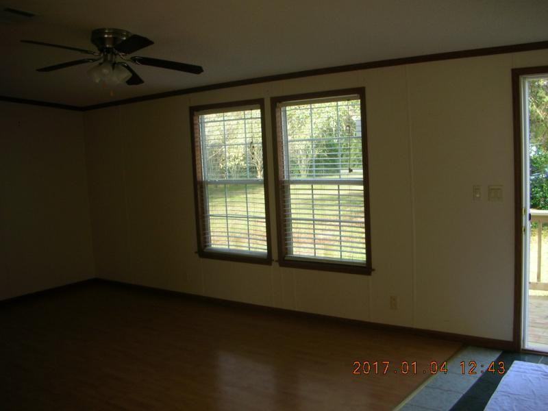 44778 Artesian Blvd - Photo 2 of 10