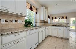 6815 Caravel Ln - Photo 3 of 8