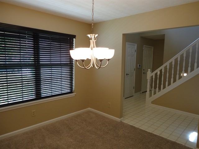 11276 Harrington Ln - Photo 2 of 16