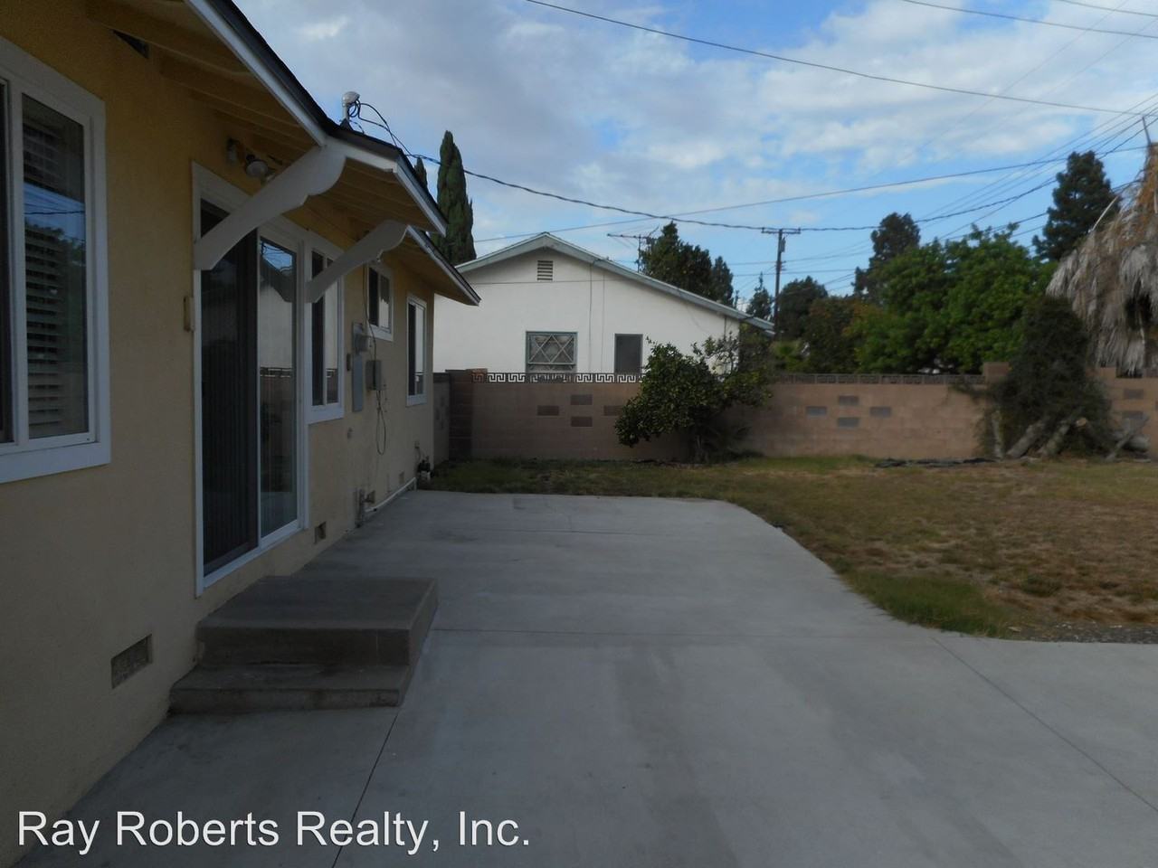 3570 Monica Ave - Photo 3 of 17