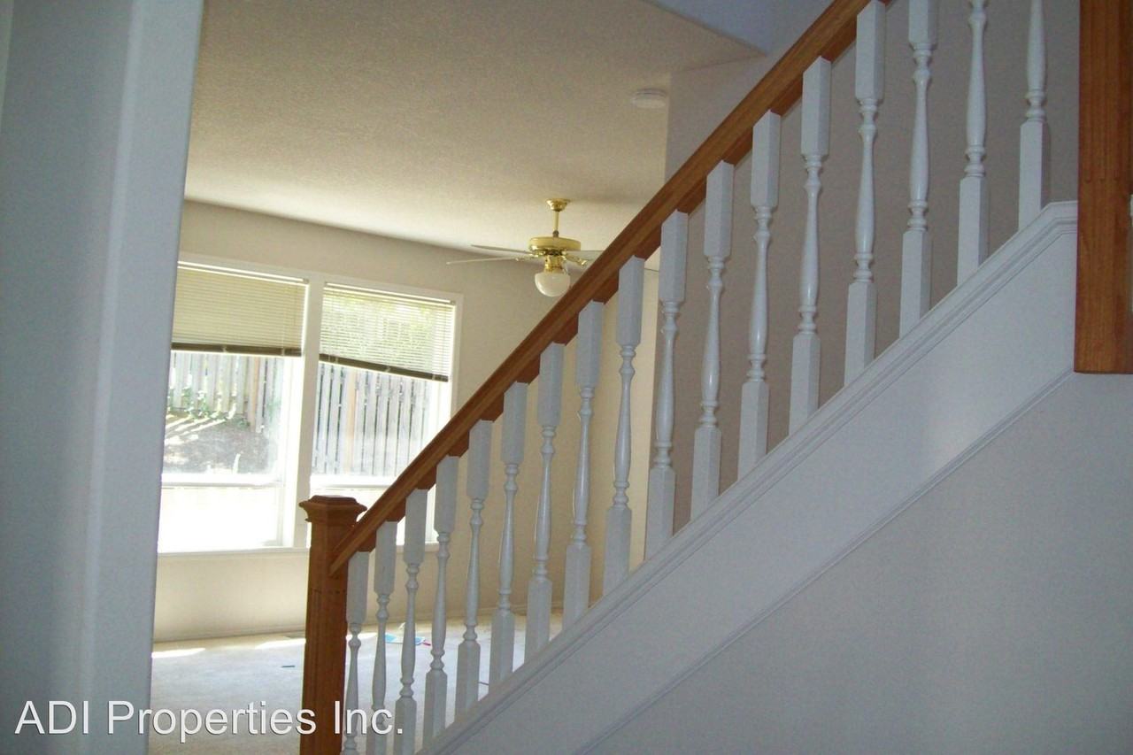 17104 NW Countryridge Dr - Photo 2 of 9