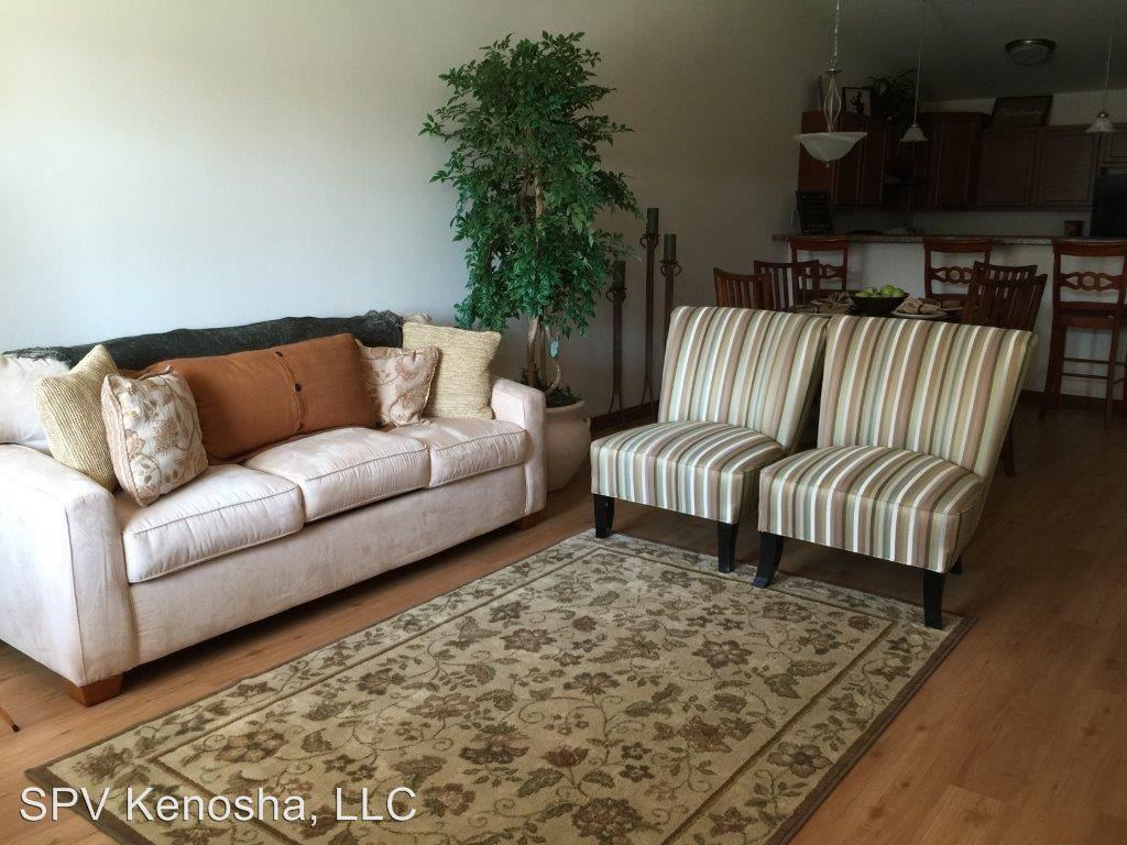 2840 21st St - Photo 2 of 9