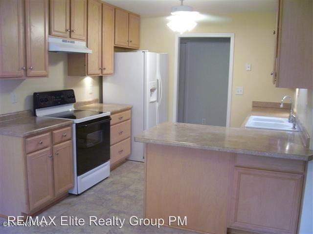 124 Norris Rd - Photo 3 of 8