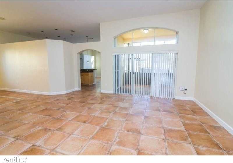 18977 NW 23rd Pl - Photo 2 of 18