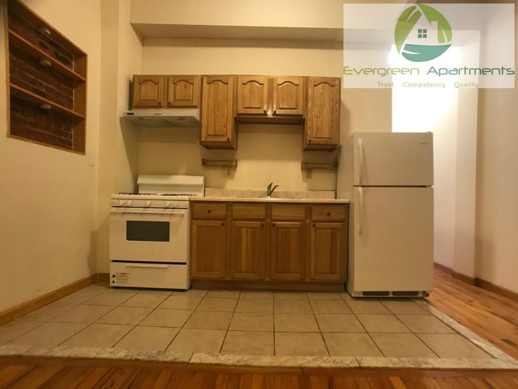 10 Claver Place