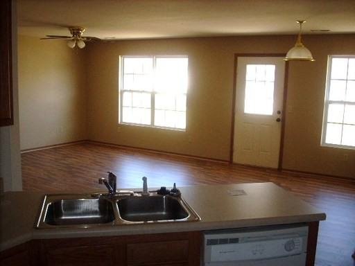 1138 S Clifton Ave - Photo 3 of 5