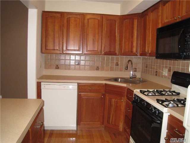 75 Rocky Point Yaphank Rd - Photo 3 of 14