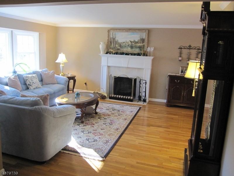 21 Red Hill Rd - Photo 3 of 19