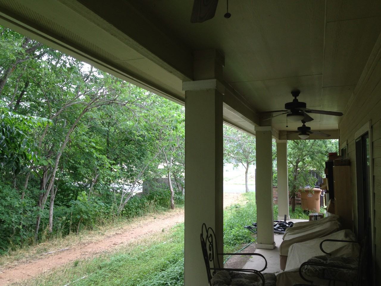 2905 Goodwin ave - Photo 3 of 12