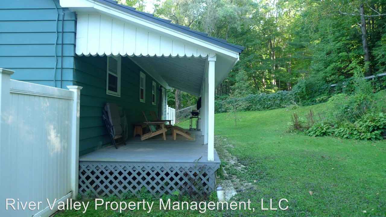 9 Woodland Dr - Photo 2 of 15