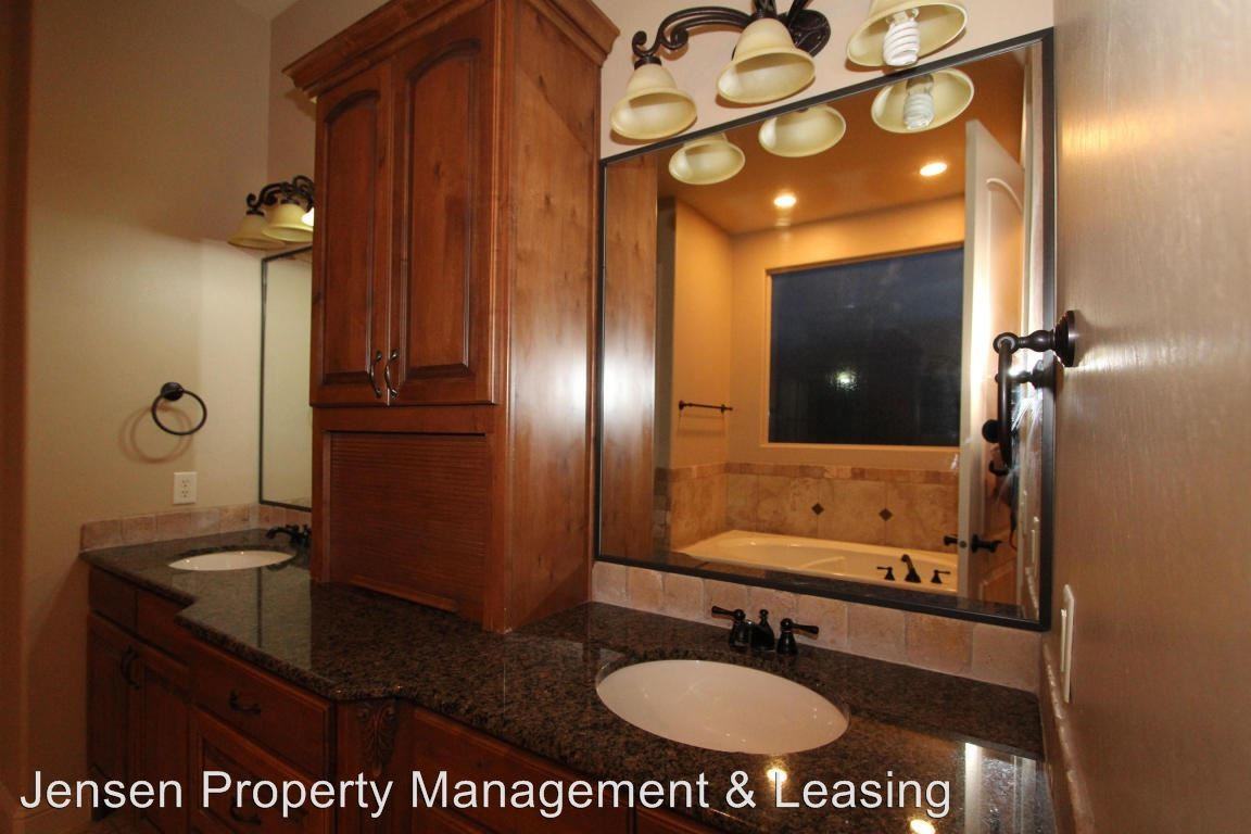 2080 S Camino Real - Photo 3 of 23