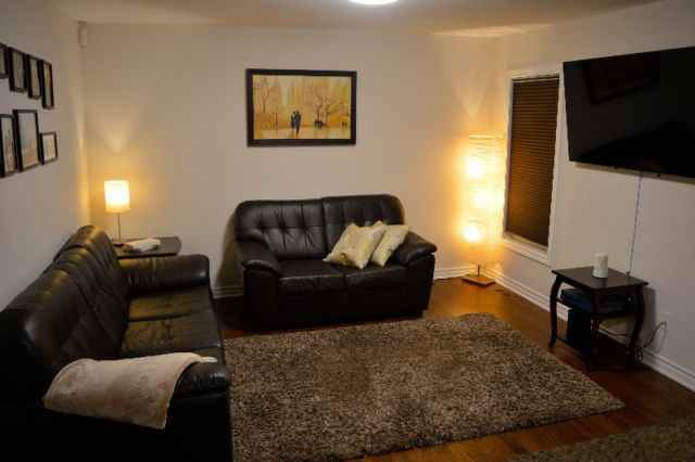 721 Maloja Way - Photo 3 of 10