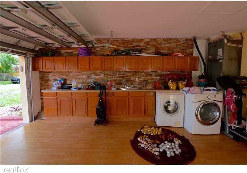 18964 NW 91st Ave - Photo 2 of 34