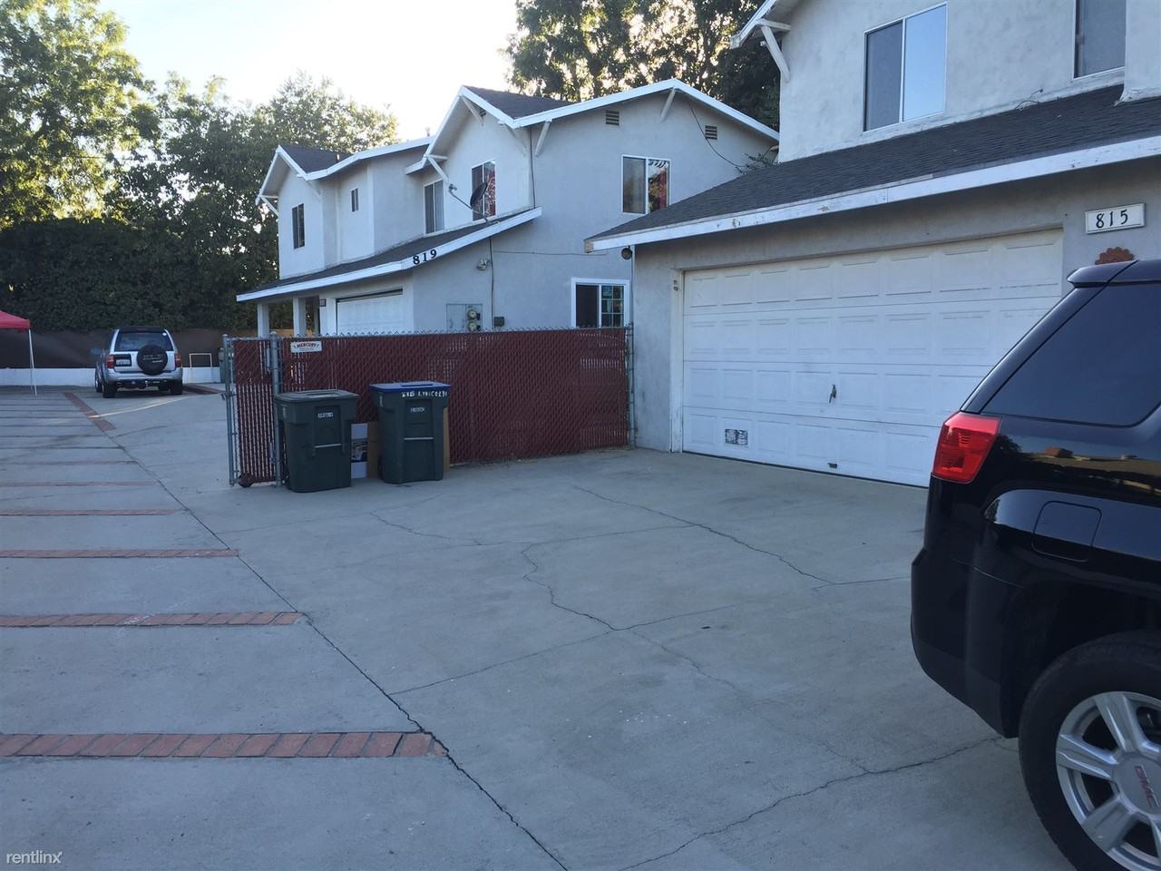 815 Lincoln Ave - Photo 2 of 13