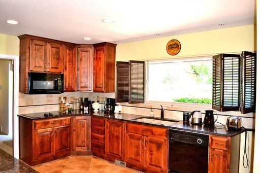 4169 College Dr - Photo 2 of 8