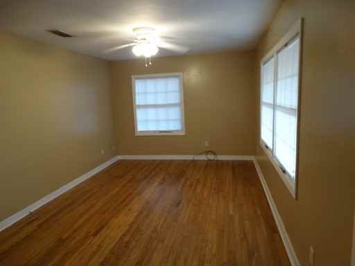 5508 E Shore Dr - Photo 2 of 13