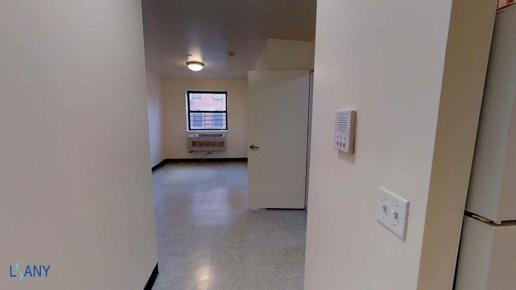 2309 Belmont Ave #1D - Photo 3 of 7