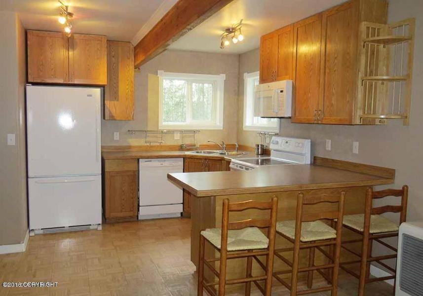 15853 W Sun Dr - Photo 2 of 11