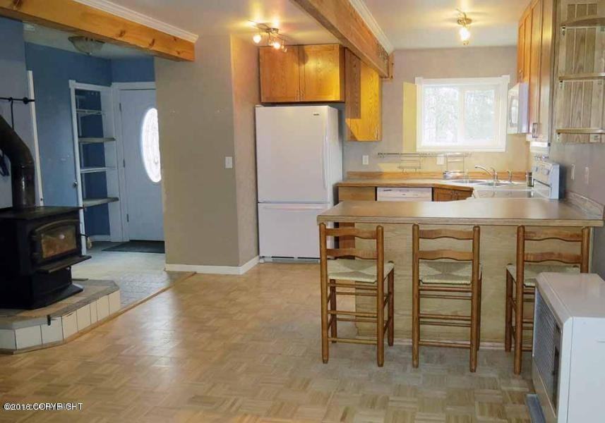 15853 W Sun Dr - Photo 3 of 11