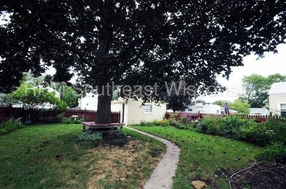 3227 S 21st St - Photo 3 of 21