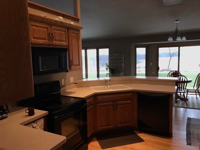 4688 Elmwood Rd - Photo 2 of 8