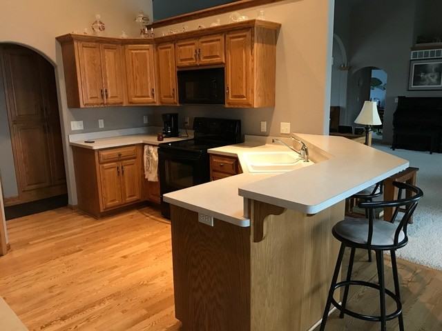 4688 Elmwood Rd - Photo 3 of 8