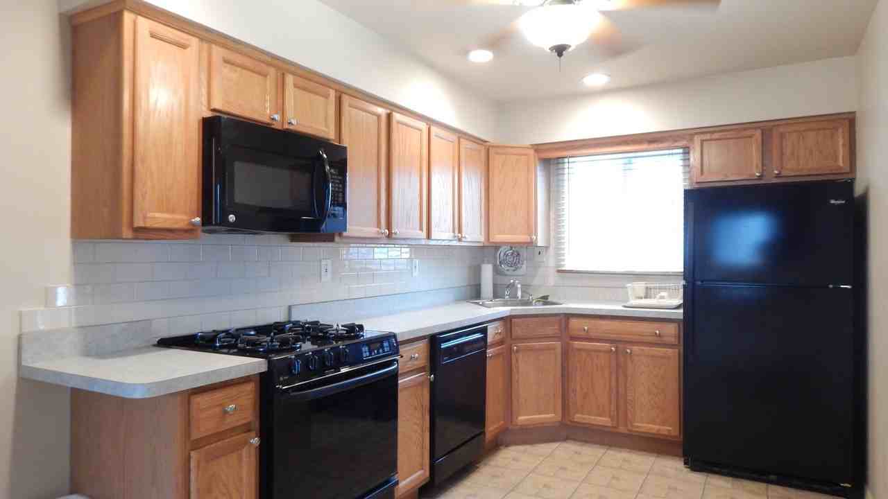 66 Clark Blvd - Photo 2 of 14