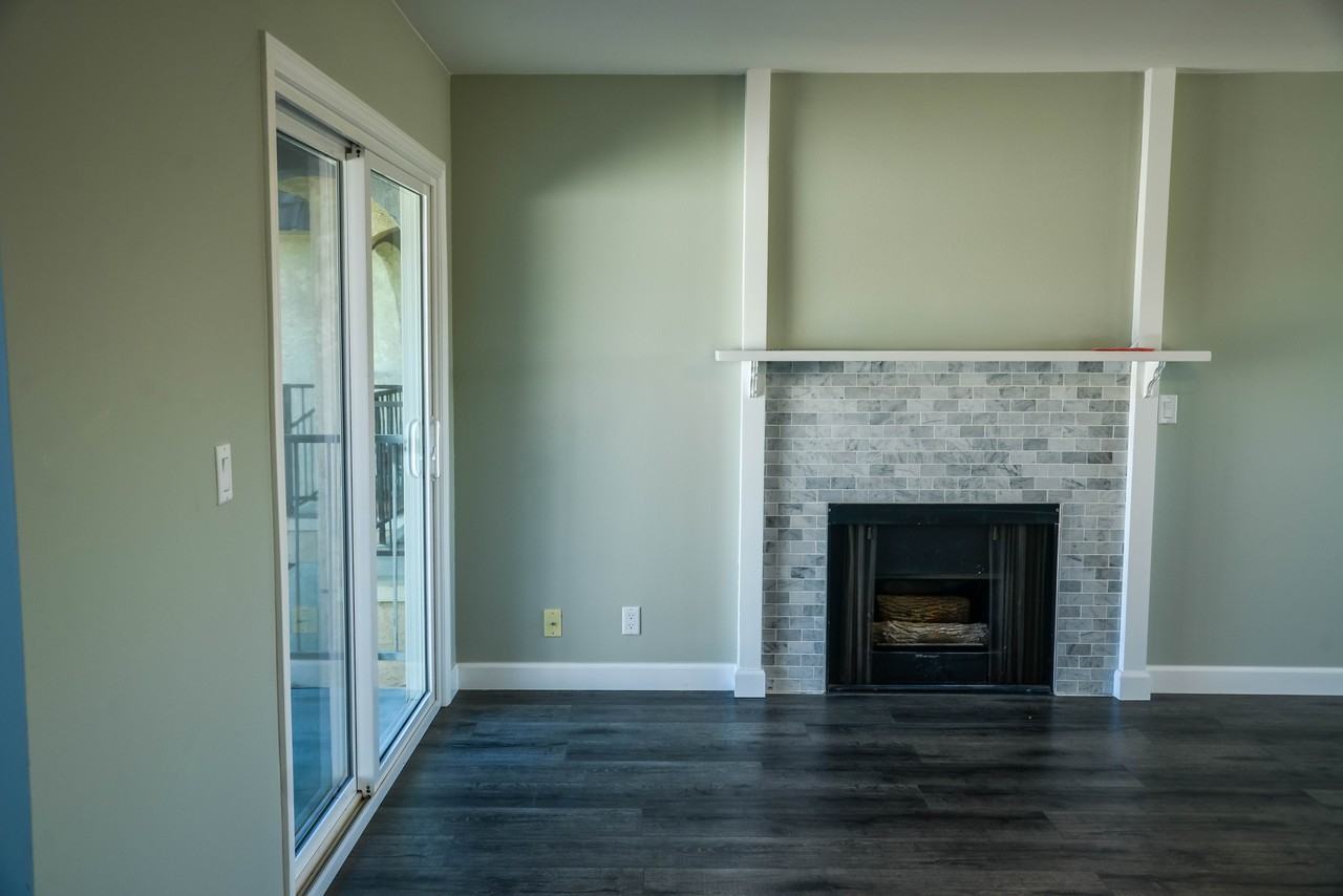 4734 West 160th Street - Photo 3 of 19