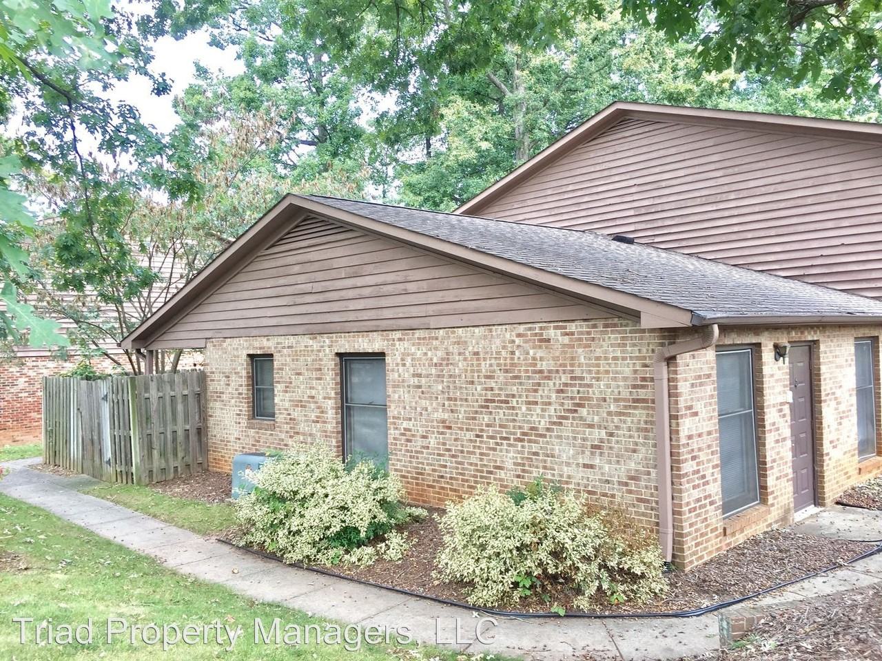 2224 Greensboro St - Photo 2 of 11