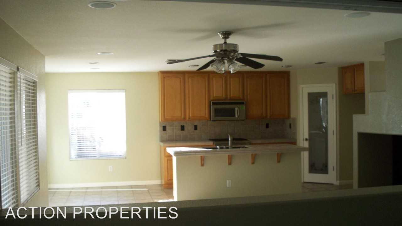 100 Tatiana Ct - Photo 3 of 24