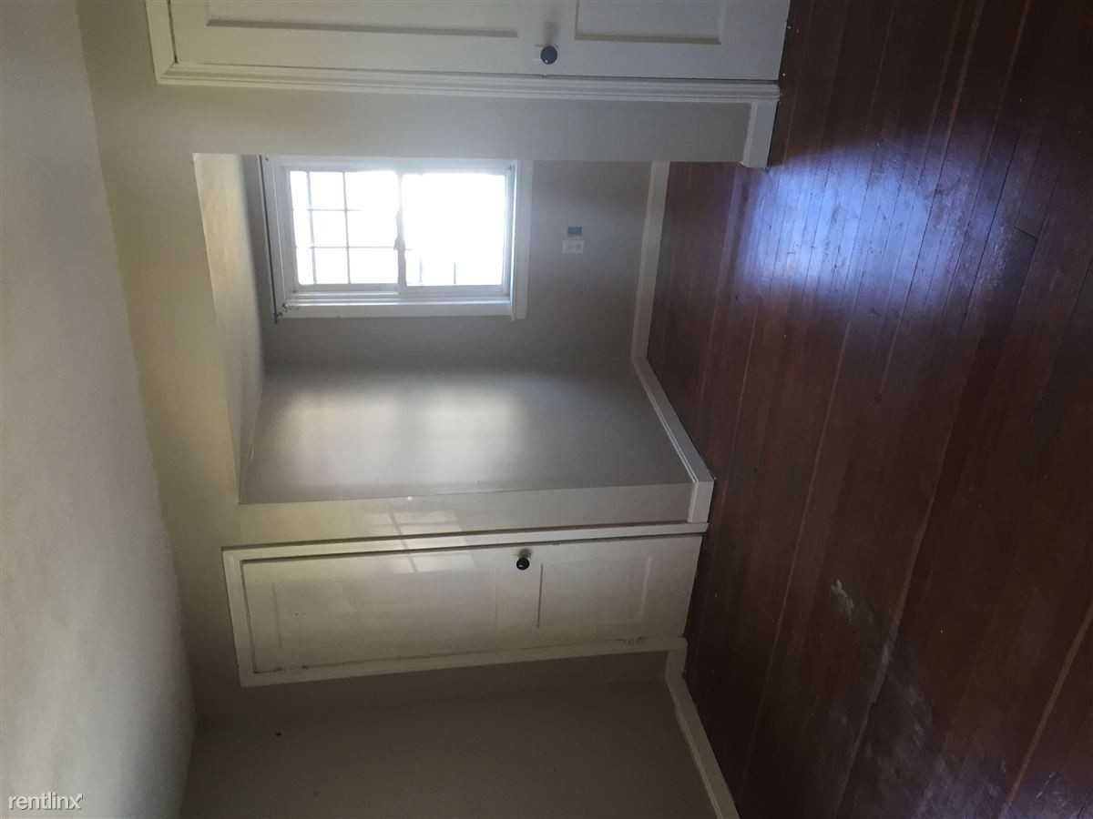 62 Carely Ave - Photo 3 of 4