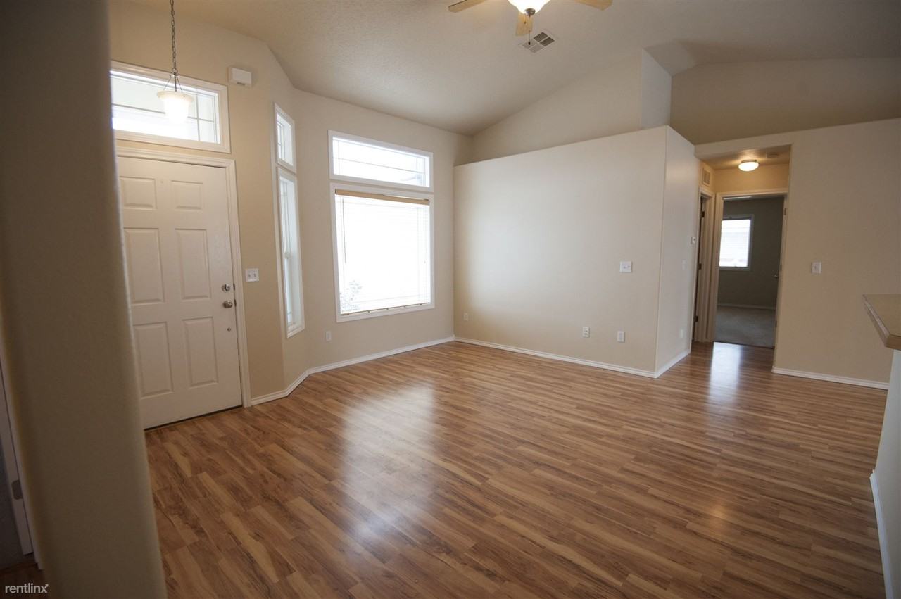 7622 W Bright Star St - Photo 3 of 10