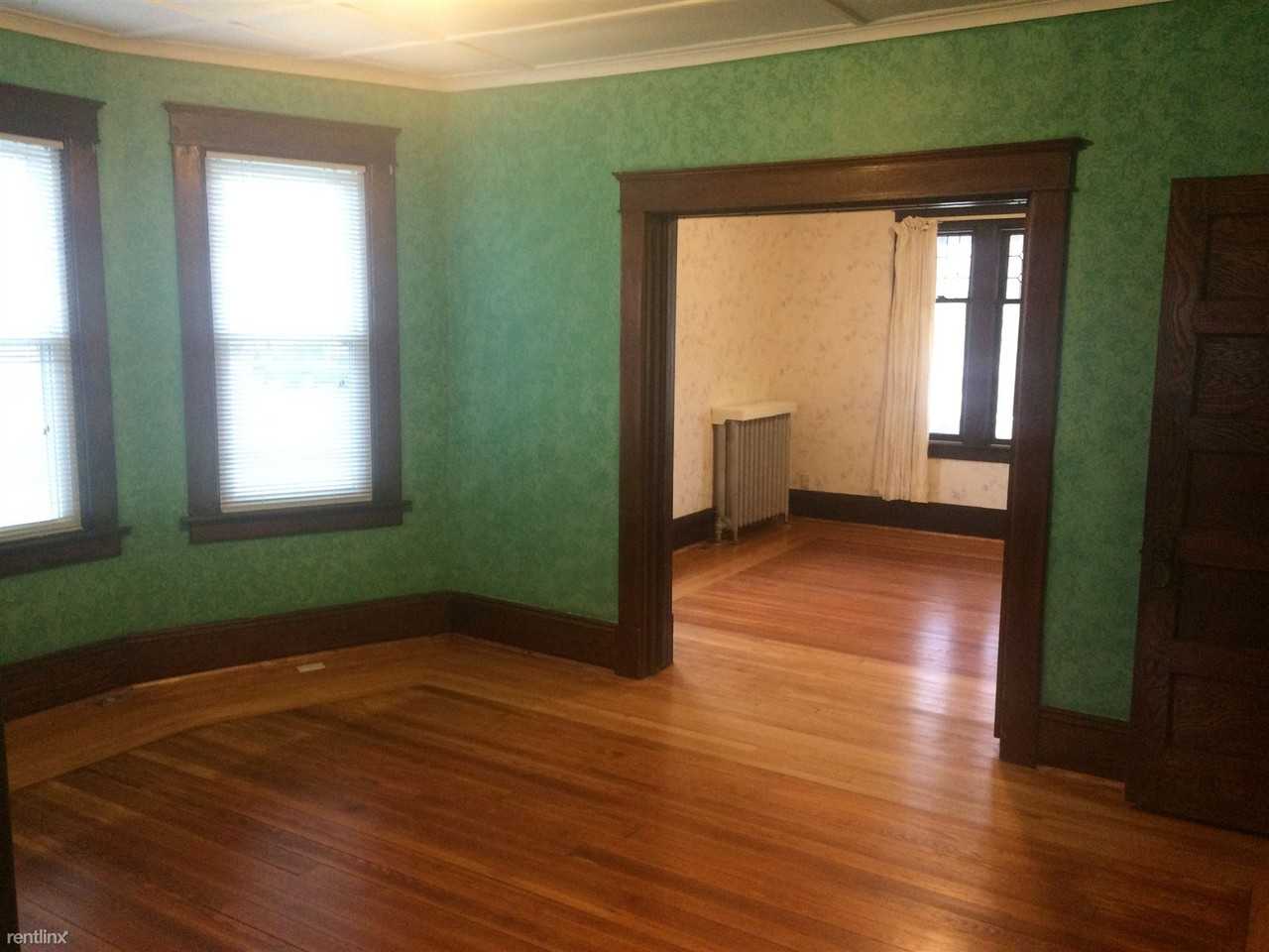 17 Washington Ave - Photo 2 of 9