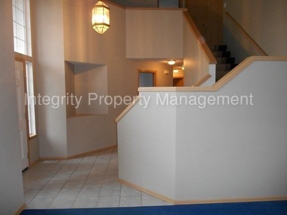 8915 181st St E - Photo 2 of 11