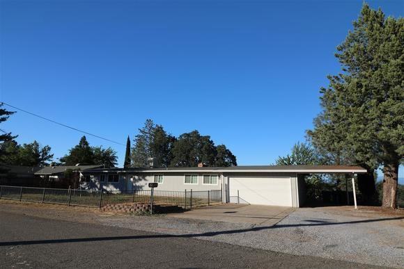 555 Ridge Rd - Photo 3 of 28
