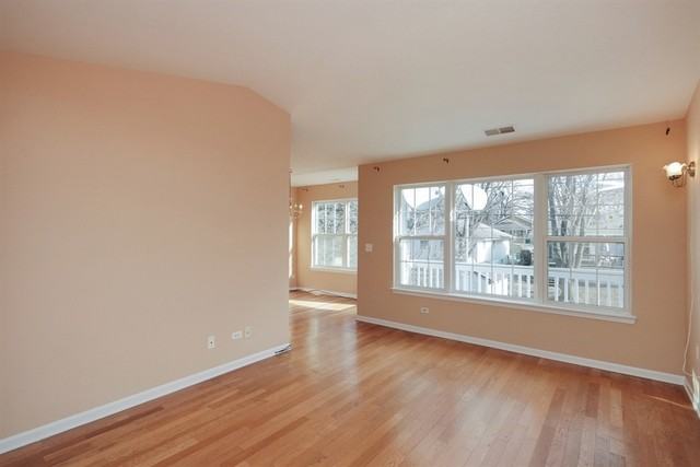 1163 N Red Oak Cir #3 - Photo 3 of 10