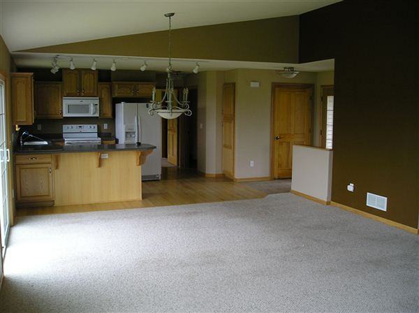 N331 Indian Hill Rd - Photo 3 of 10