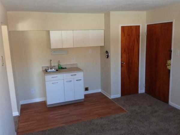 Camvic Terrace Apartments - Photo 2 of 14