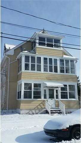 359 Oak St - Photo 2 of 21