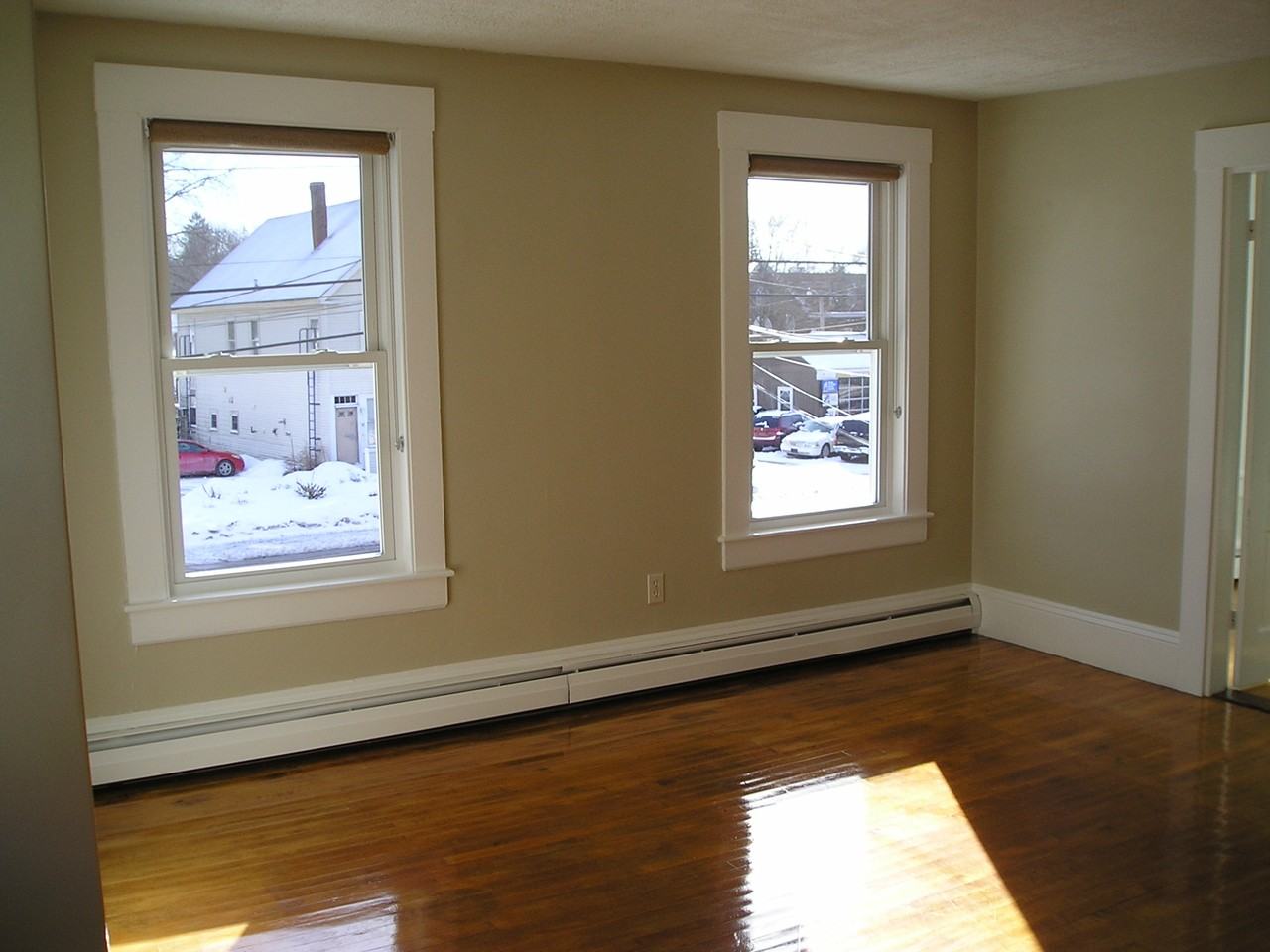 49 Portland St - Photo 3 of 15