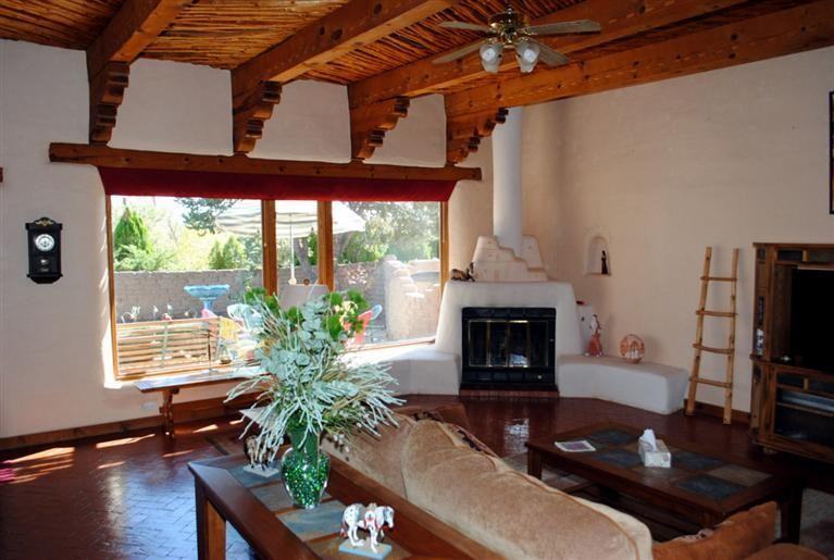 122 Ashley Ln - Photo 2 of 20