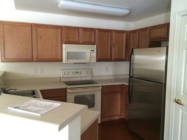 998 Mistflower Ln - Photo 2 of 12