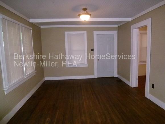 1717 N 25th St - Photo 2 of 8