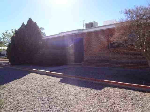 1715 N Highland Ave - Photo 2 of 20