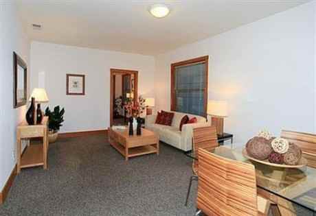 285 Harkness Avenue - Photo 3 of 6