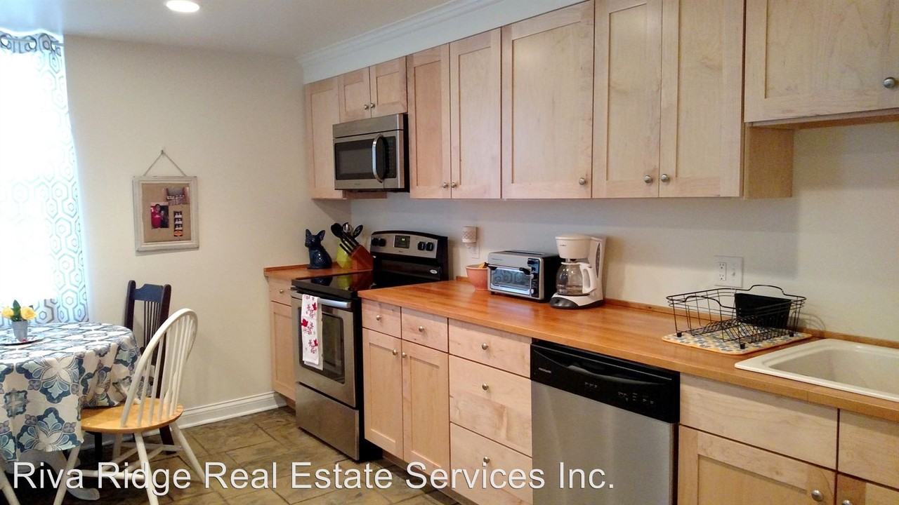 1927 St Paul St - Photo 2 of 14