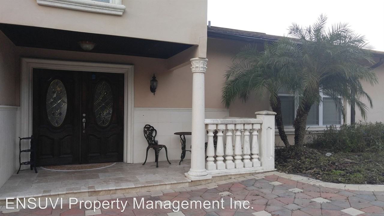 7019 12 Oaks Blvd - Photo 2 of 24