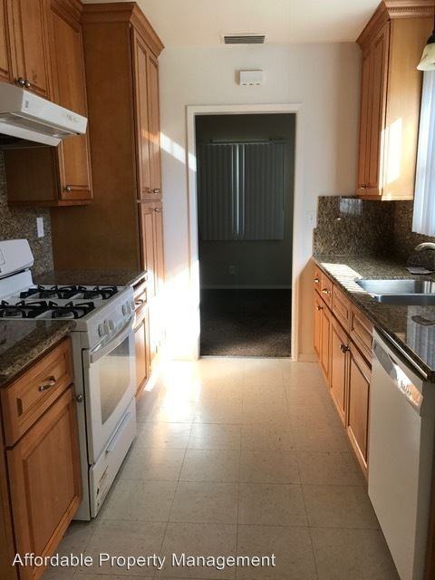 1722 W Robindale St - Photo 2 of 8